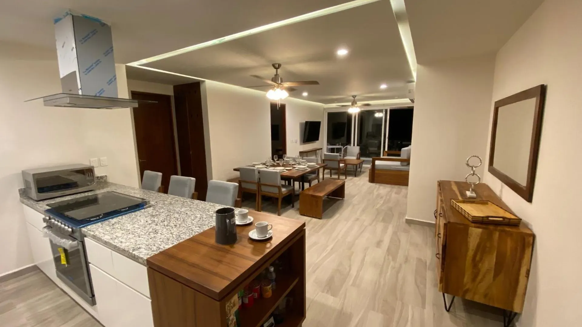 Full Space, 6 Condo Building Tulum