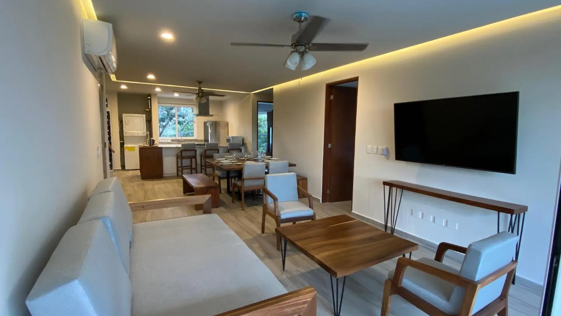 Full Space, 6 Condo Building Tulum 0*,