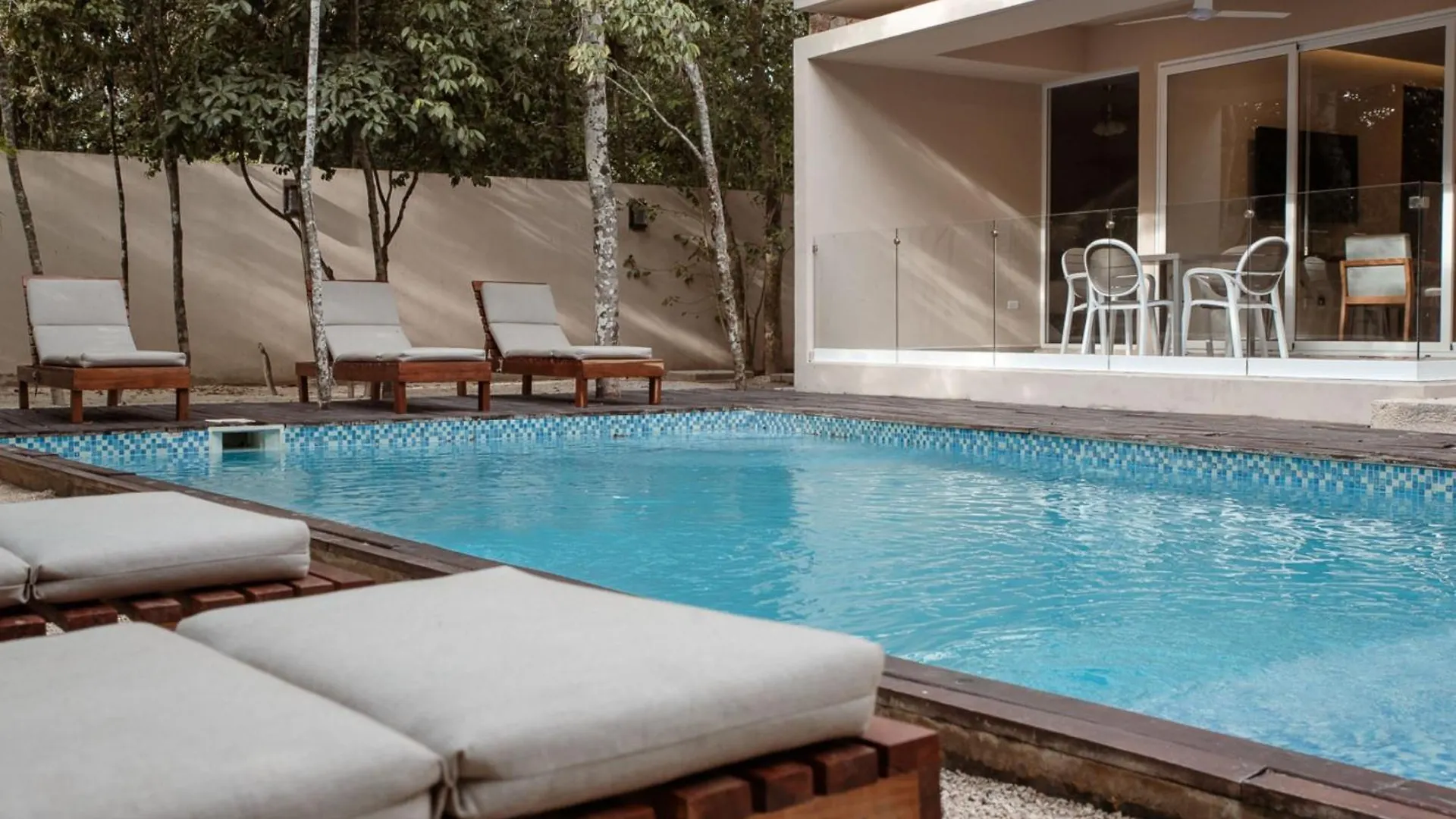Full Space, 6 Condo Building Tulum Mexico