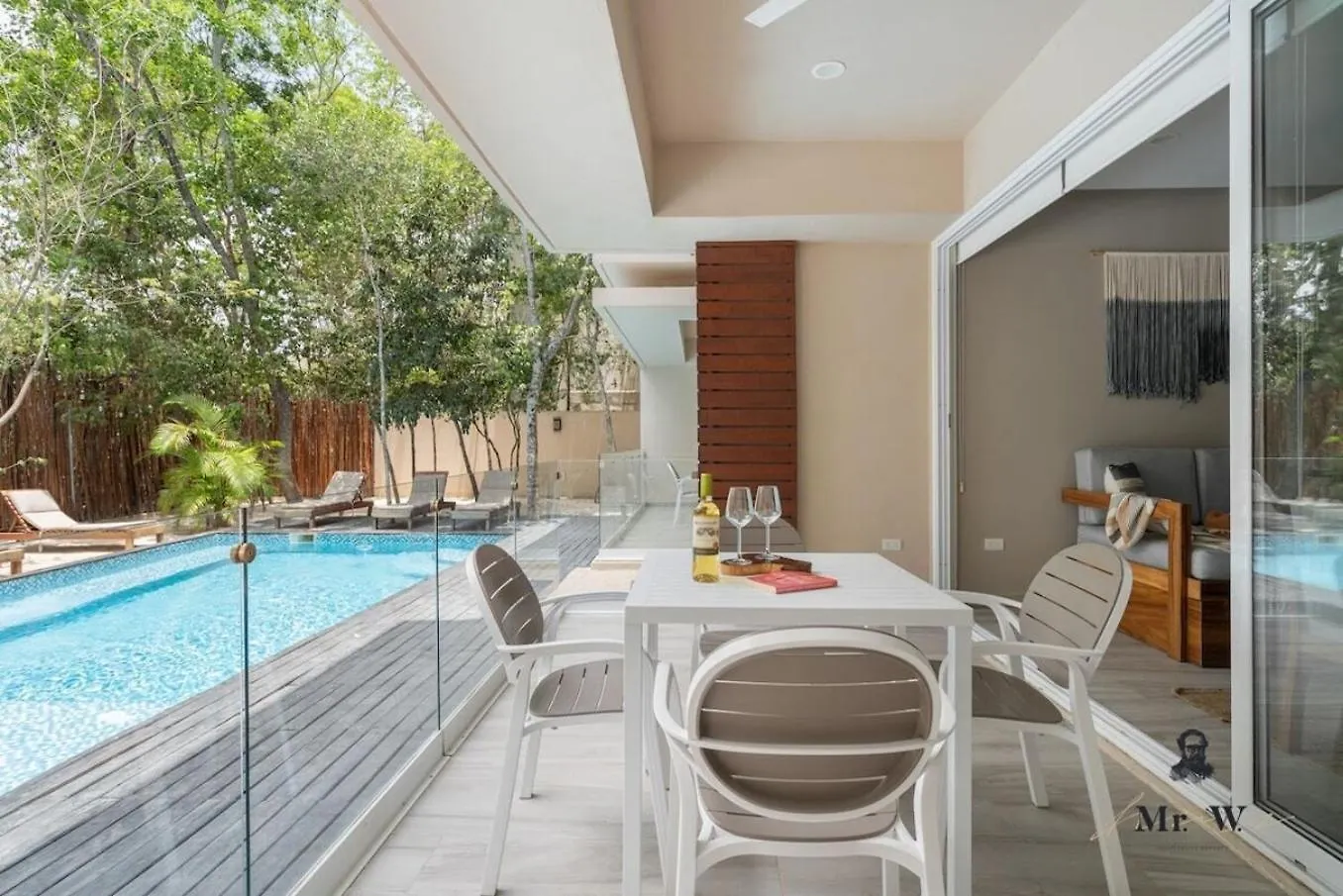 Full Space, 6 Condo Building Tulum