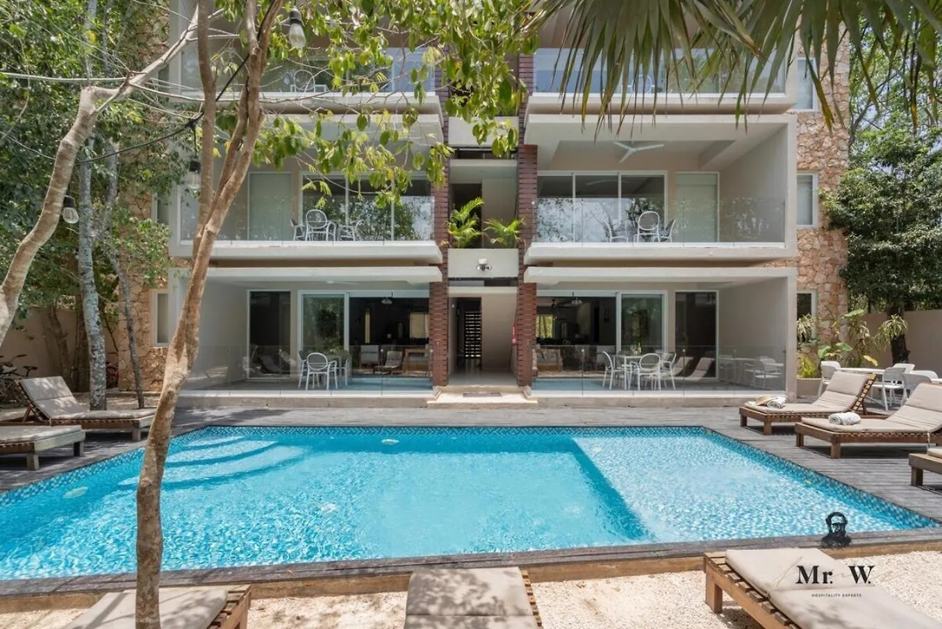 Full Space, 6 Condo Building Tulum