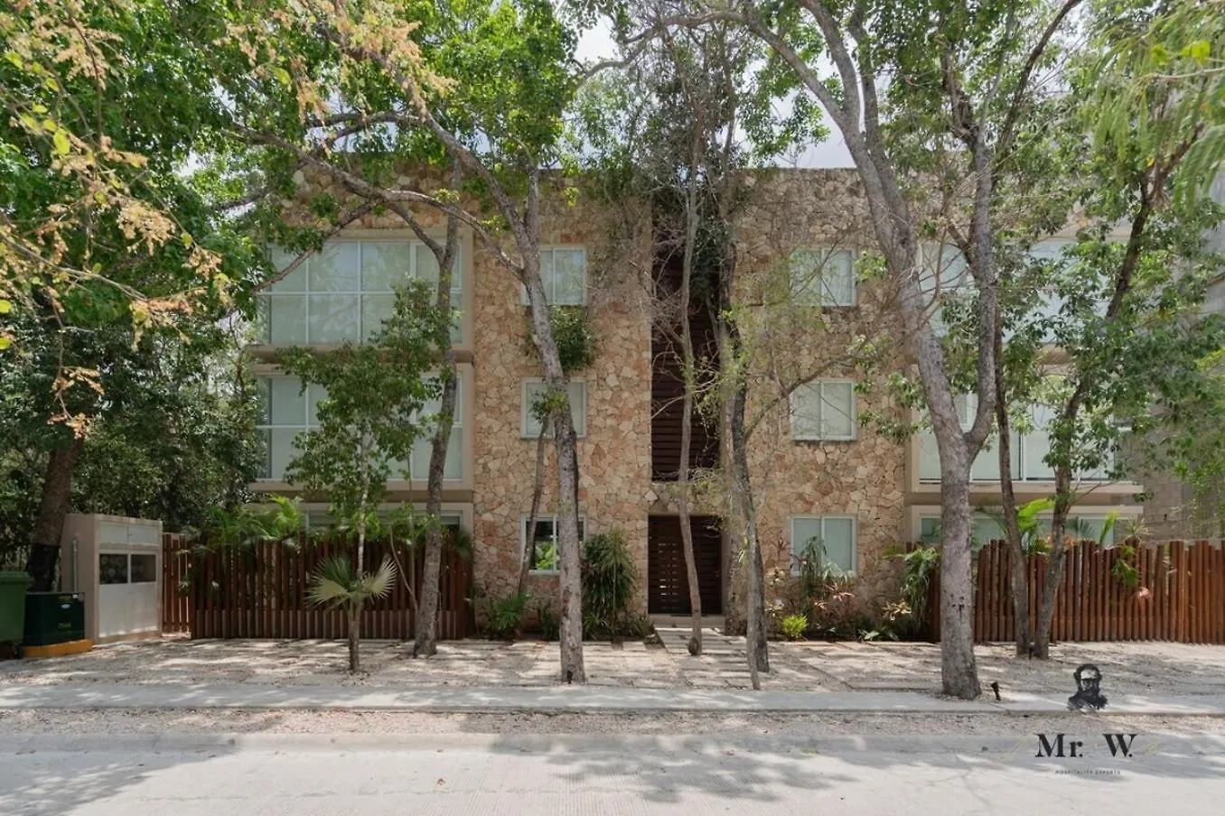 Full Space, 6 Condo Building Tulum 0*,