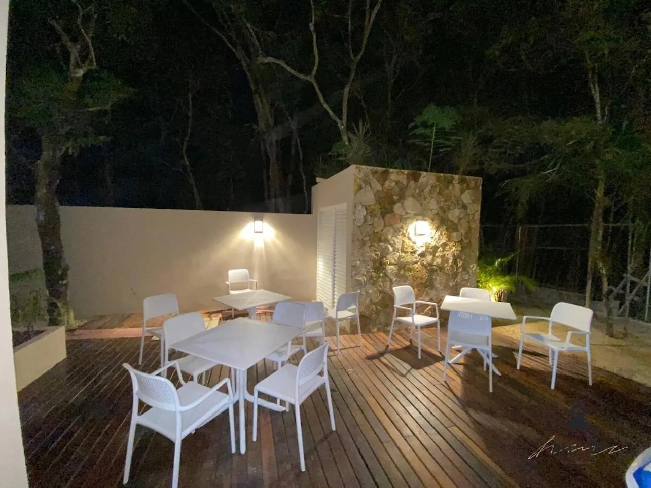 Full Space, 6 Condo Building Tulum Mexico