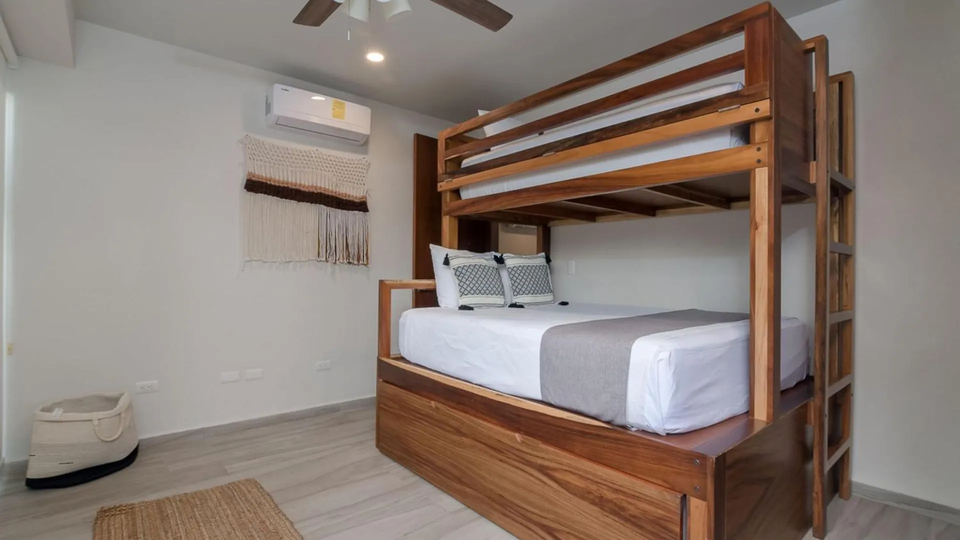 Full Space, 6 Condo Building Tulum 0*,